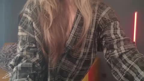 Bella online show from 04.16.26