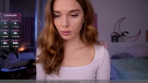 Snapshot of purple_baby chatting on 02.03.25 Sasha wait you here 6 of November. will celebrate my B- day online show from 02.03.25