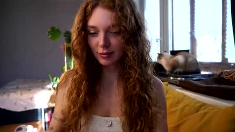 Snapshot of purple_baby chatting on 05.01.26 Sasha wait you here 6 of November. will celebrate my B- day online show from 05.01.26