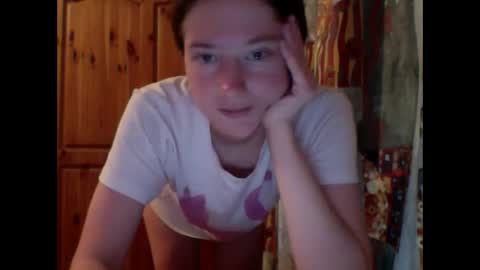 Snapshot of purple_cat55 chatting on 10.07.25 purple_cat55 online show from 10.07.25