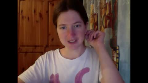 Snapshot of purple_cat55 chatting on 10.08.25 purple_cat55 online show from 10.08.25