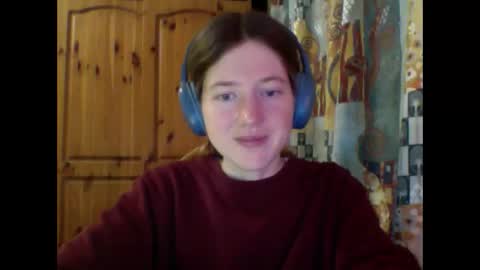 purple_cat55 online show from 10.18.25