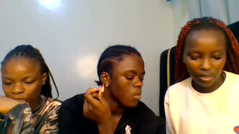 Snapshot of purple_honey2 chatting on 07.27.26 Honey online show from 07.27.26