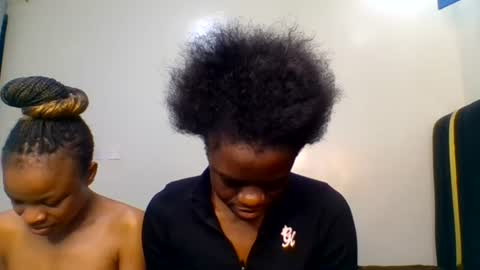Snapshot of purple_honey2 chatting on 07.27.26 Honey online show from 07.27.26