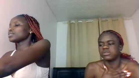 Snapshot of purple_honey2 chatting on 07.31.26 Honey online show from 07.31.26