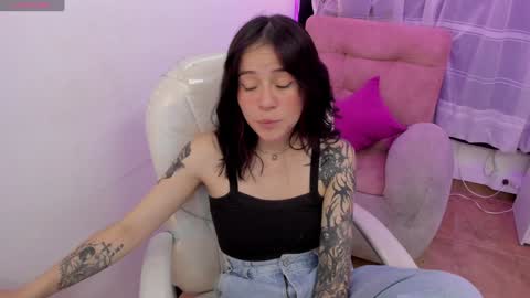 Anna  online show from 01.15.25