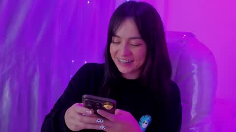 Anna  online show from 02.14.25