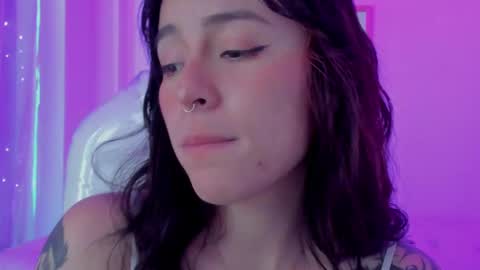 Anna  online show from 02.15.25