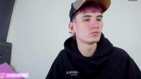 Snapshot of purpledemons chatting on 01.22.25 purpledemons online show from 01.22.25