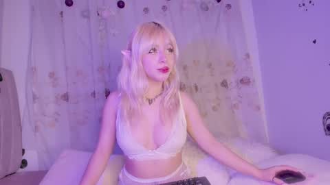 Snapshot of purplelilith3 chatting on 09.25.25 Purple Lilith online show from 09.25.25