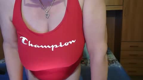 Snapshot of pussy_boom4u chatting on 09.16.25 Mary online show from 09.16.25