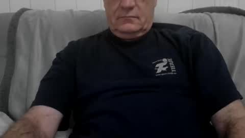 Snapshot of pussyaddict246 chatting on 10.24.25 pussyaddict246 online show from 10.24.25
