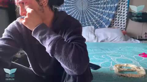 Snapshot of pussycat0alan chatting on 11.10.25 Isis ana Alan online show from 11.10.25