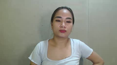 Snapshot of pussycathxxx chatting on 03.08.25 cathy online show from 03.08.25