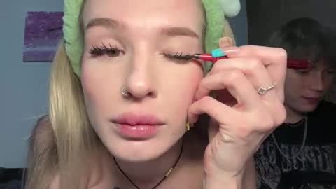 Lina online show from 09.22.25