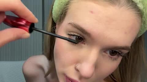 Lina online show from 11.05.25