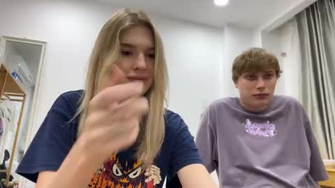 Lina online show from 11.30.25