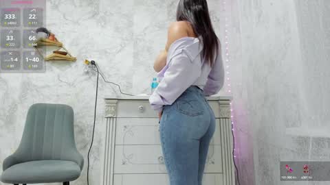 Snapshot of pussysweet9 chatting on 09.24.25 Love online show from 09.24.25