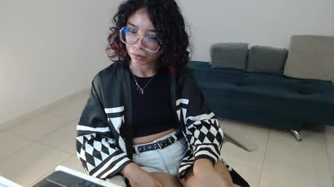 Izumi online show from 03.09.25