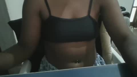 Snapshot of putinha_rj chatting on 11.03.25 putinha_rj online show from 11.03.25