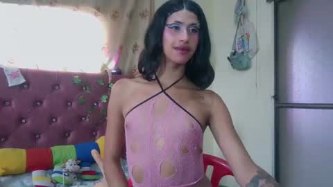 Snapshot of putiputisexo chatting on 07.19.26 putinaicolls online show from 07.19.26