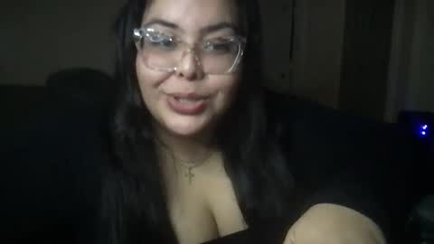 Prettypink Tinyhole online show from 01.12.25