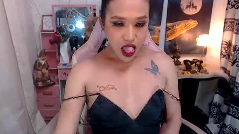 Snapshot of pythoncock4u chatting on 01.17.26 Queen Agatha online show from 01.17.26