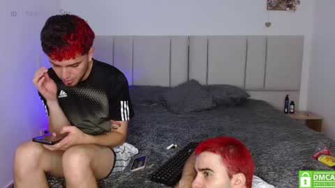 Snapshot of pyxis_ chatting on 02.23.26 Milan Elian online show from 02.23.26