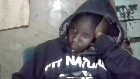 queen014 online show from 11.12.25