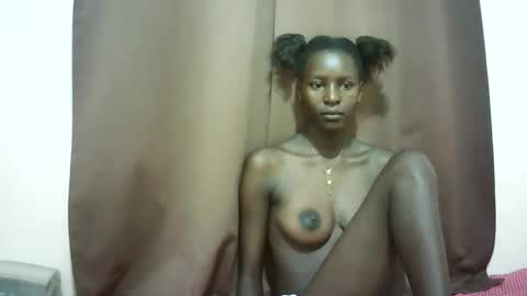 Snapshot of queen_0012 chatting on 04.14.26 asher online show from 04.14.26