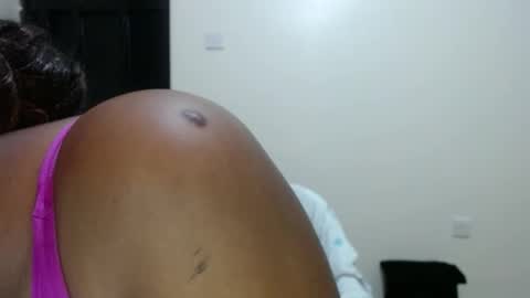 emmie online show from 04.14.26