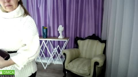 A N I  Ill be here on December 1st online show from 01.22.25