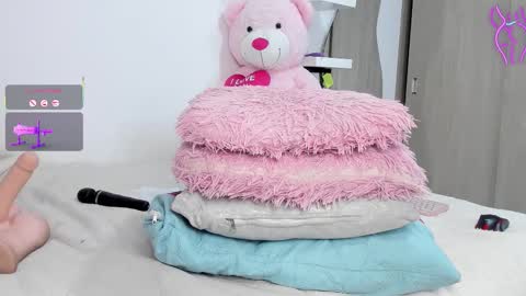 Snapshot of queen_antonella_oficial chatting on 01.31.26 QUEEN ANTONELLA online show from 01.31.26