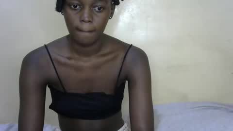 queen_banice online show from 12.21.25