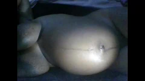 queen_berry1 online show from 11.27.25