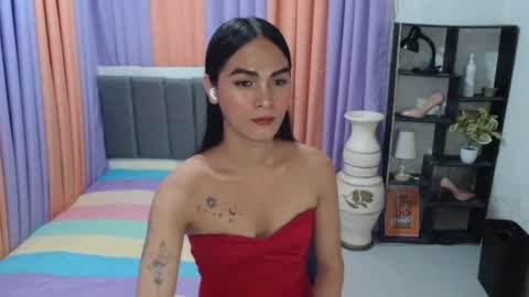 Snapshot of queen_dyosa chatting on 09.25.25 Queen Dyosa online show from 09.25.25