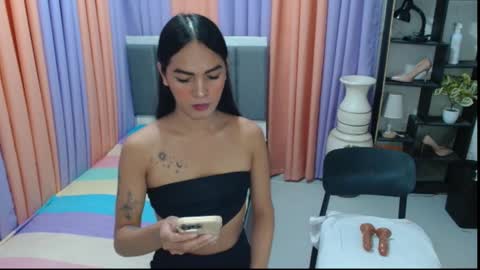 Snapshot of queen_dyosa chatting on 09.27.25 Queen Dyosa online show from 09.27.25