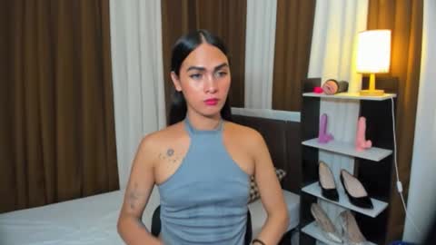 Snapshot of queen_dyosa chatting on 10.19.25 Queen Dyosa online show from 10.19.25