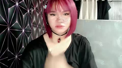 Snapshot of queen_elicktra chatting on 06.08.26 JOY online show from 06.08.26
