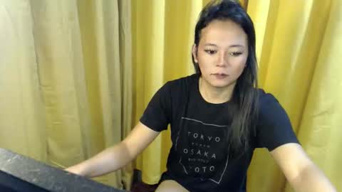 queen_ennah online show from 06.09.26