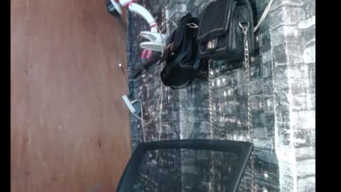 Angel online show from 12.19.25