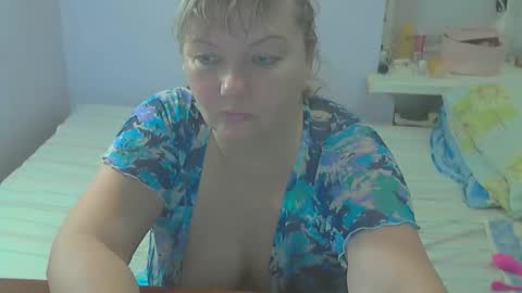 queen_jane8 online show from 10.12.25