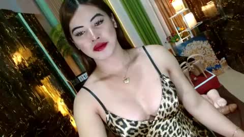Snapshot of queen_kendalx19 chatting on 07.14.26 Kendal online here from 6am-3pm philippine time online show from 07.14.26