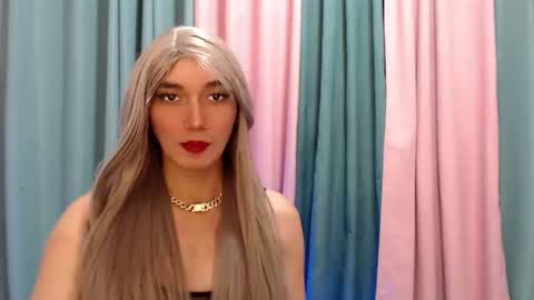 Queen Lucifer online show from 11.26.25