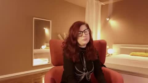 Mistresss Manifest online show from 01.22.25
