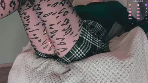 Carly online show from 11.22.25