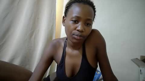 queen_slender online show from 05.05.26