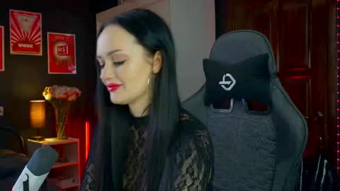 Snapshot of queenaliss chatting on 02.15.26 Your world and the universe Aliss online show from 02.15.26