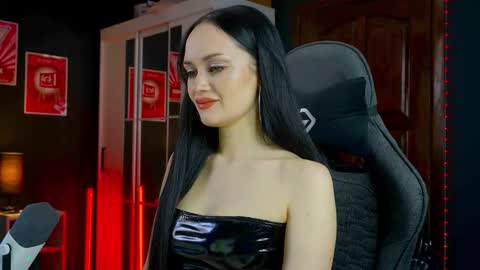 Snapshot of queenaliss chatting on 02.21.26 Your world and the universe Aliss online show from 02.21.26