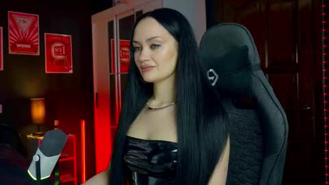 Snapshot of queenaliss chatting on 03.01.26 Your world and the universe Aliss online show from 03.01.26